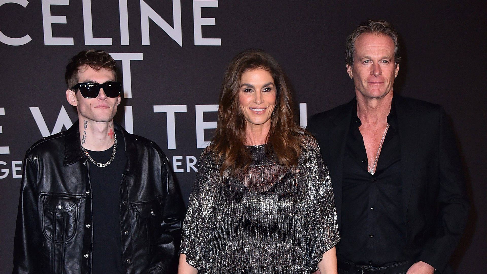 Presley Gerber, Cindy Crawford y el empresario Rande Gerber