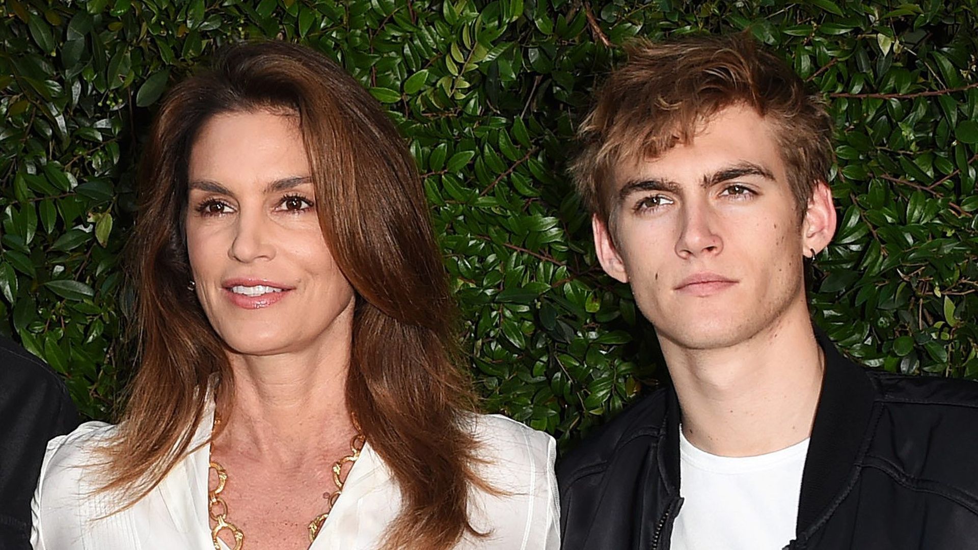 Cindy Crawford y su hijo Presley en una imagen de archivo Cindy Crawford y su hijo Presley en una imagen de archivo