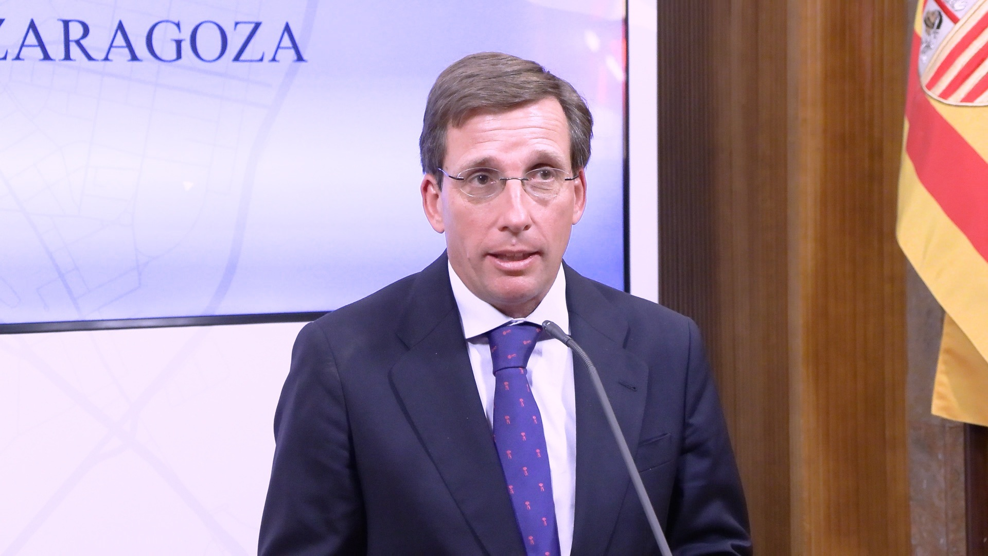 El alcalde de Madrid, José Luis Martínez Almeida, en una comparecencia en Zaragoza El alcalde de Madrid, José Luis Martínez Almeida, en una comparecencia en Zaragoza