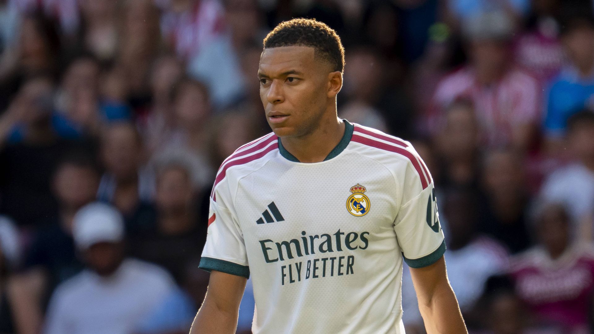 Kylian Mbappé durante el Atlético de Madrid - Real Madrid de la jornada 7 Kylian Mbappé durante el Atlético de Madrid - Real Madrid de la jornada 7