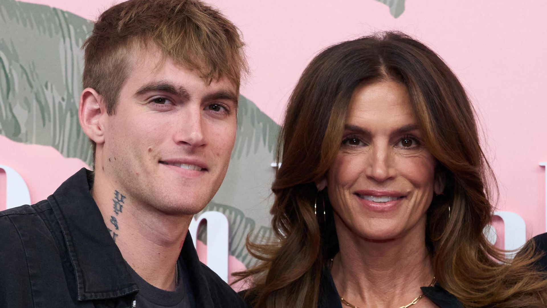La principal hipótesis sobre la muerte de Presley Gerber, hijo de Cindy Crawford: "Una sobredosis fatal y un paro cardiaco" La principal hipótesis sobre la muerte de Presley Gerber, hijo de Cindy Crawford: "Una sobredosis fatal y un paro cardiaco"
