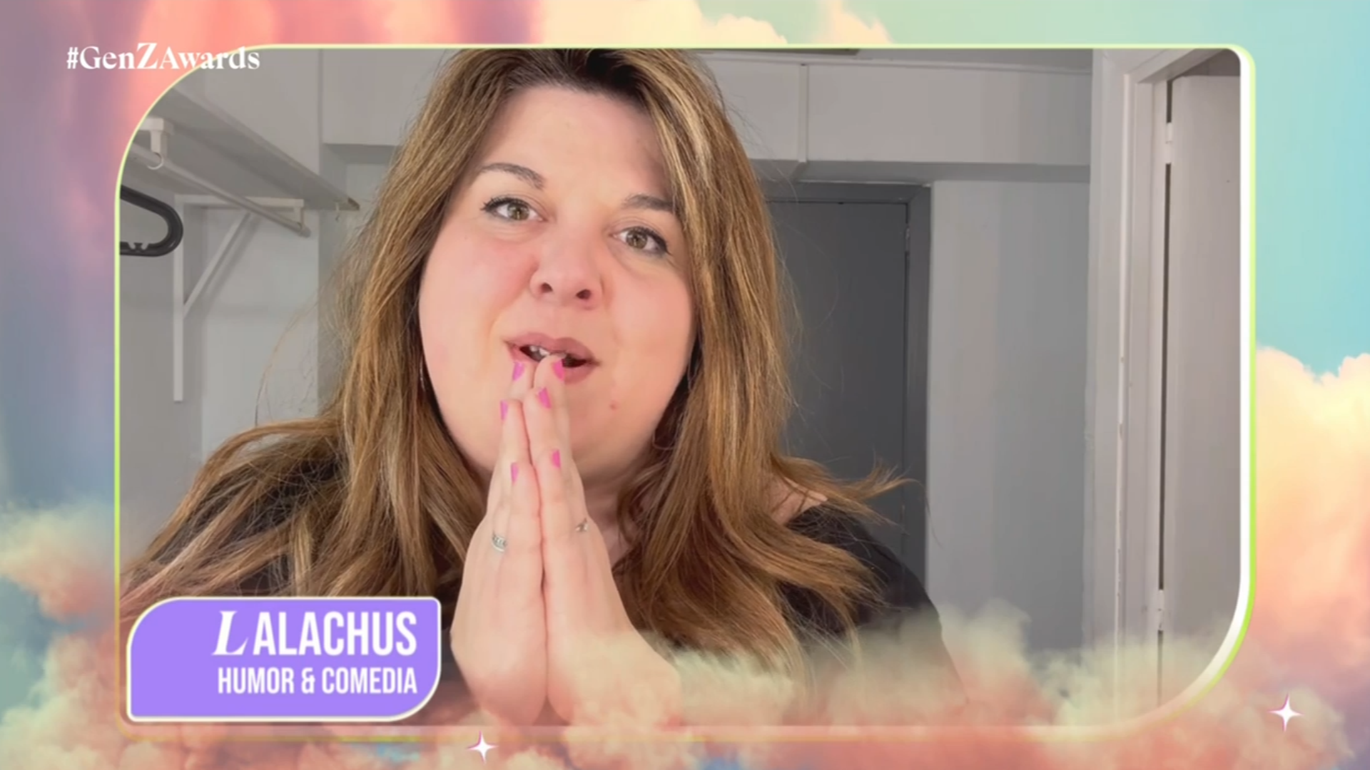 Lalachus se alza con el premio de ‘Humor y Comedia by Miniverse’ de los 'GenZ Awards': "Estoy súper emocionada. Muchísimas gracias" Lalachus se alza con el premio de ‘Humor y Comedia by Miniverse’ de los 'GenZ Awards': "Estoy súper emocionada. Muchísimas gracias"