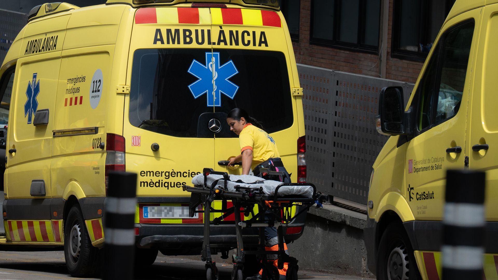 Muere un vigilante de seguridad de un centro de menores de Barcelona tras la contención de un interno Muere un vigilante de seguridad de un centro de menores de Barcelona tras la contención de un interno