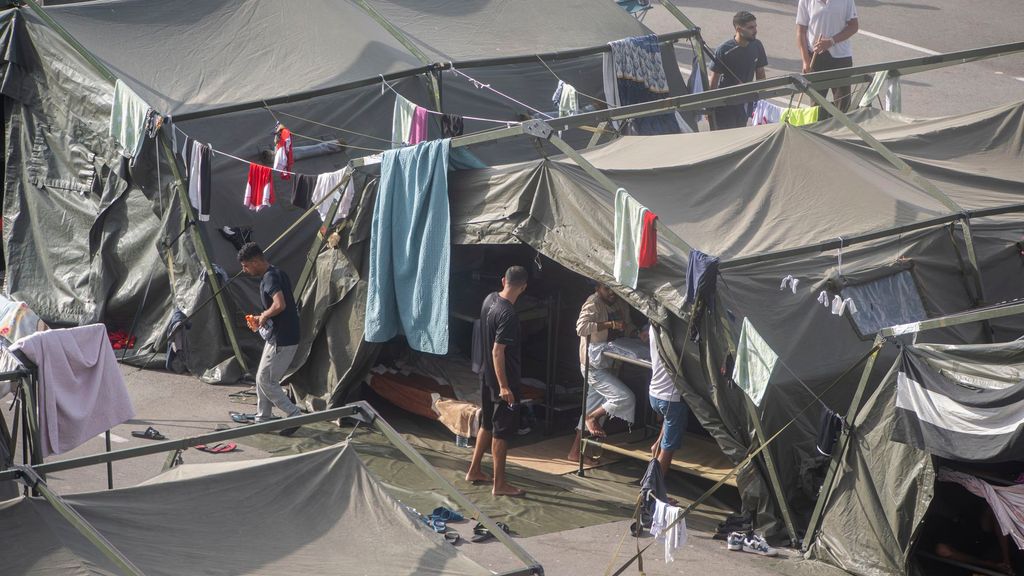 Un motín en el asentamiento de Loma Colmenar y un apuñalamiento a las puertas del CETI en los exteriores de la Hípica: nuevos incidentes en Ceuta