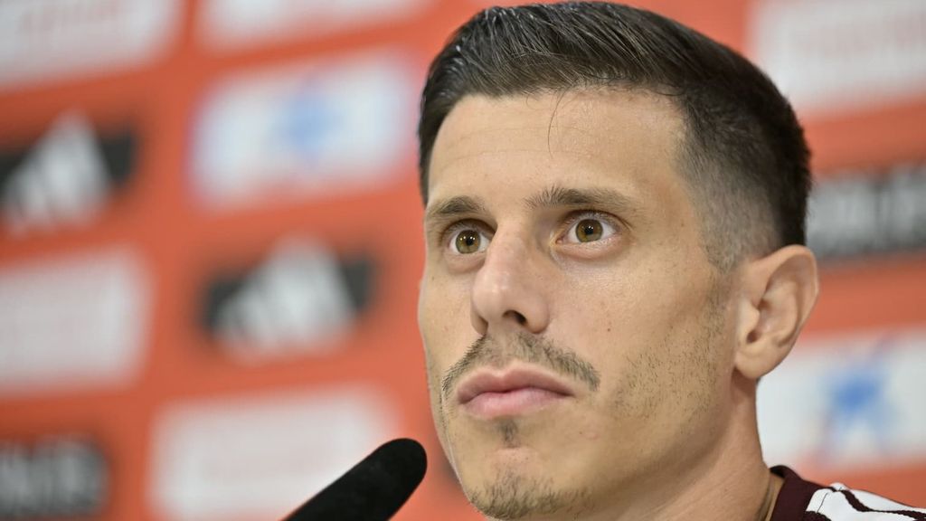 Alfon González, jugador del Sevilla FC, en rueda de prensa