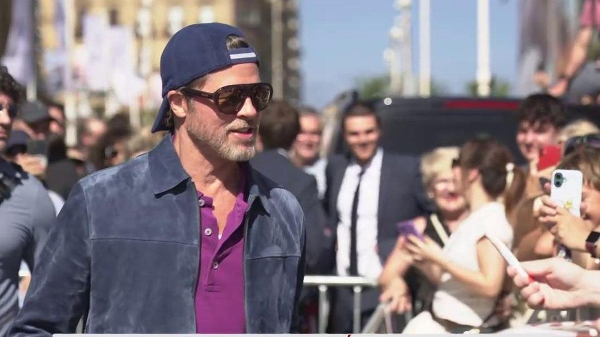 Brad Pitt, un turista más en San Sebastián, pero una estrella vistiendo: su conjunto vale más de 14.000 euros