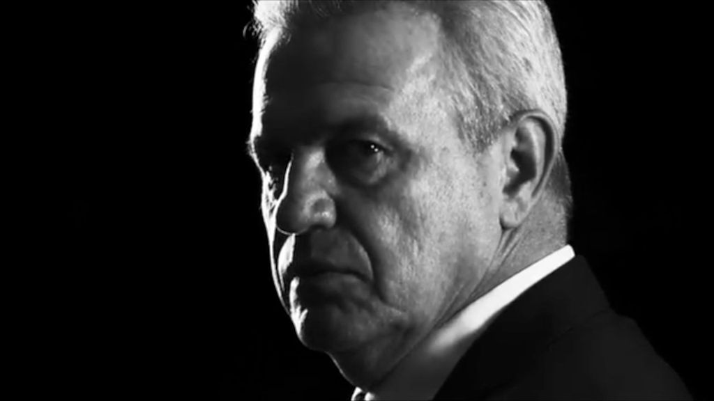 Javier Aguirre llega a Mestalla