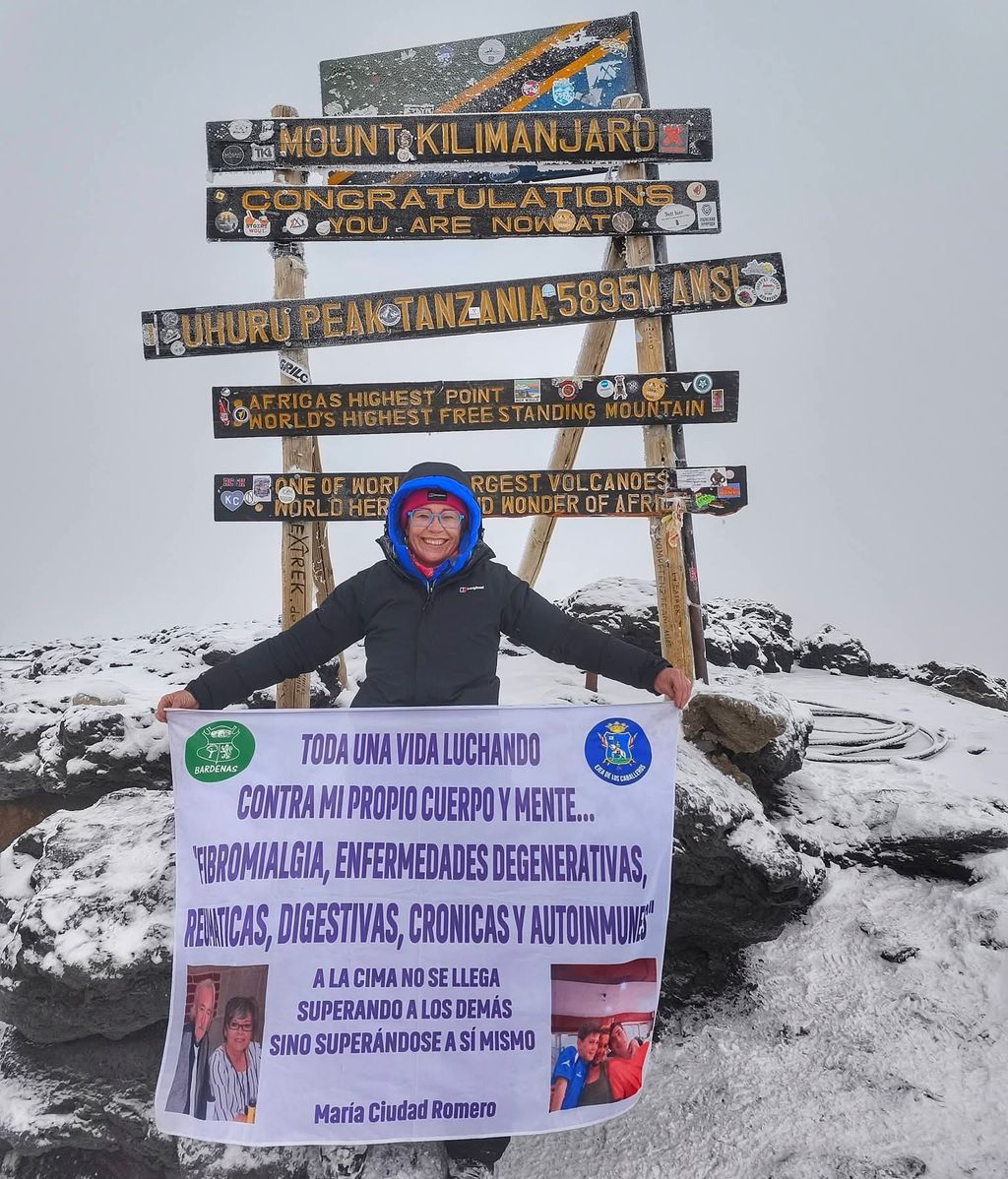 María Ciudad Romero en la cima del Kilimanjaro