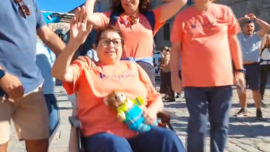 Alegría cumple su sueño de volver al Camino de Santiago gracias a la Ambulancia del Deseo