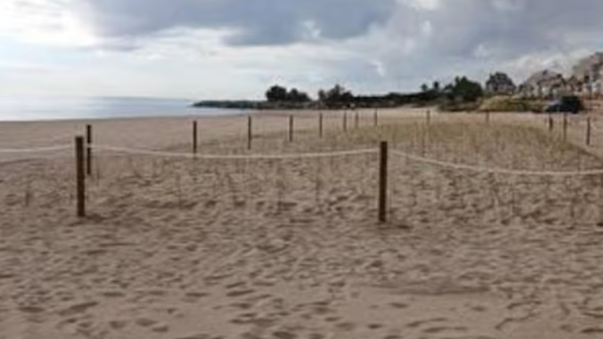 Encuentran el cuerpo sin vida de una mujer en una playa de Vilassar de Mar