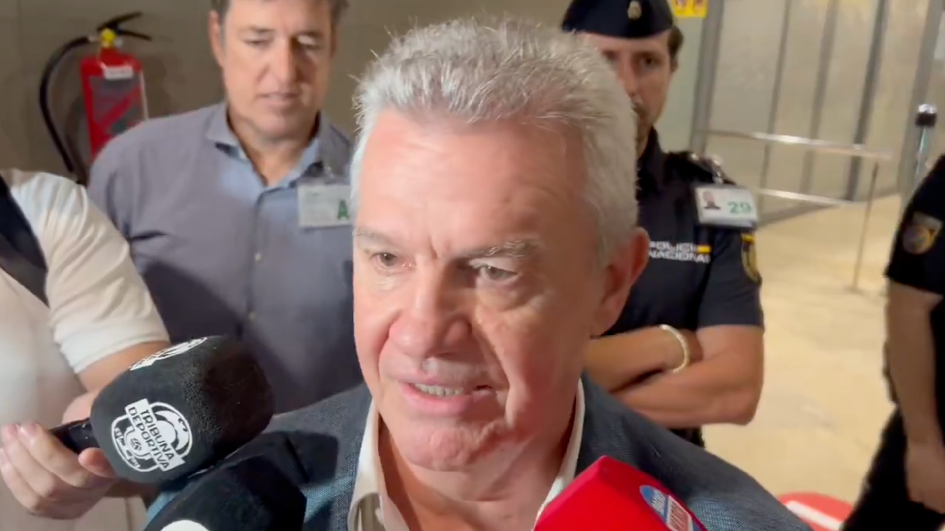 Javier Aguirre ya habla como valencianista: "El Valencia era un fortín y quiero que vuelva a serlo"