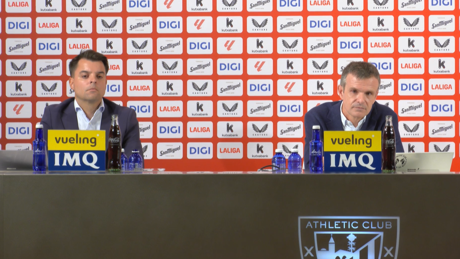 Jon Uriarte y Mikel González en sala de prensa Jon Uriarte y Mikel González en sala de prensa