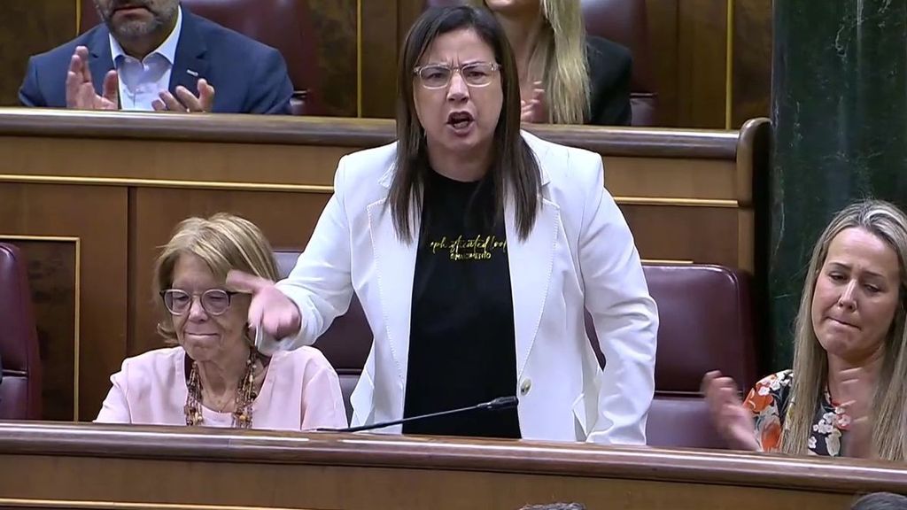La diputada del PP, Ana Vázquez, añade otro episodio vergonzante al deteriorado clima político que se vive en el Congreso