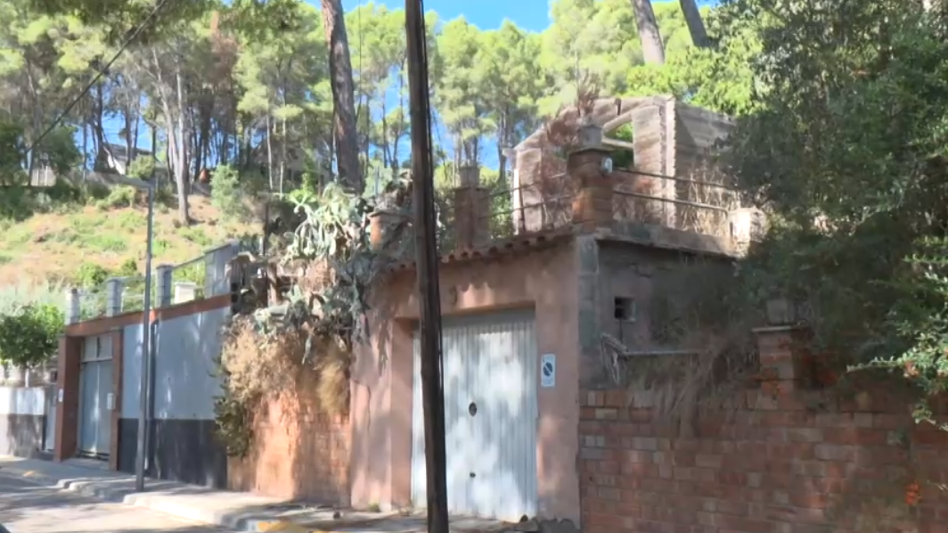 La fachada del domicilio donde hallaron sin vida a Albert Soler La fachada del domicilio donde hallaron sin vida a Albert Soler