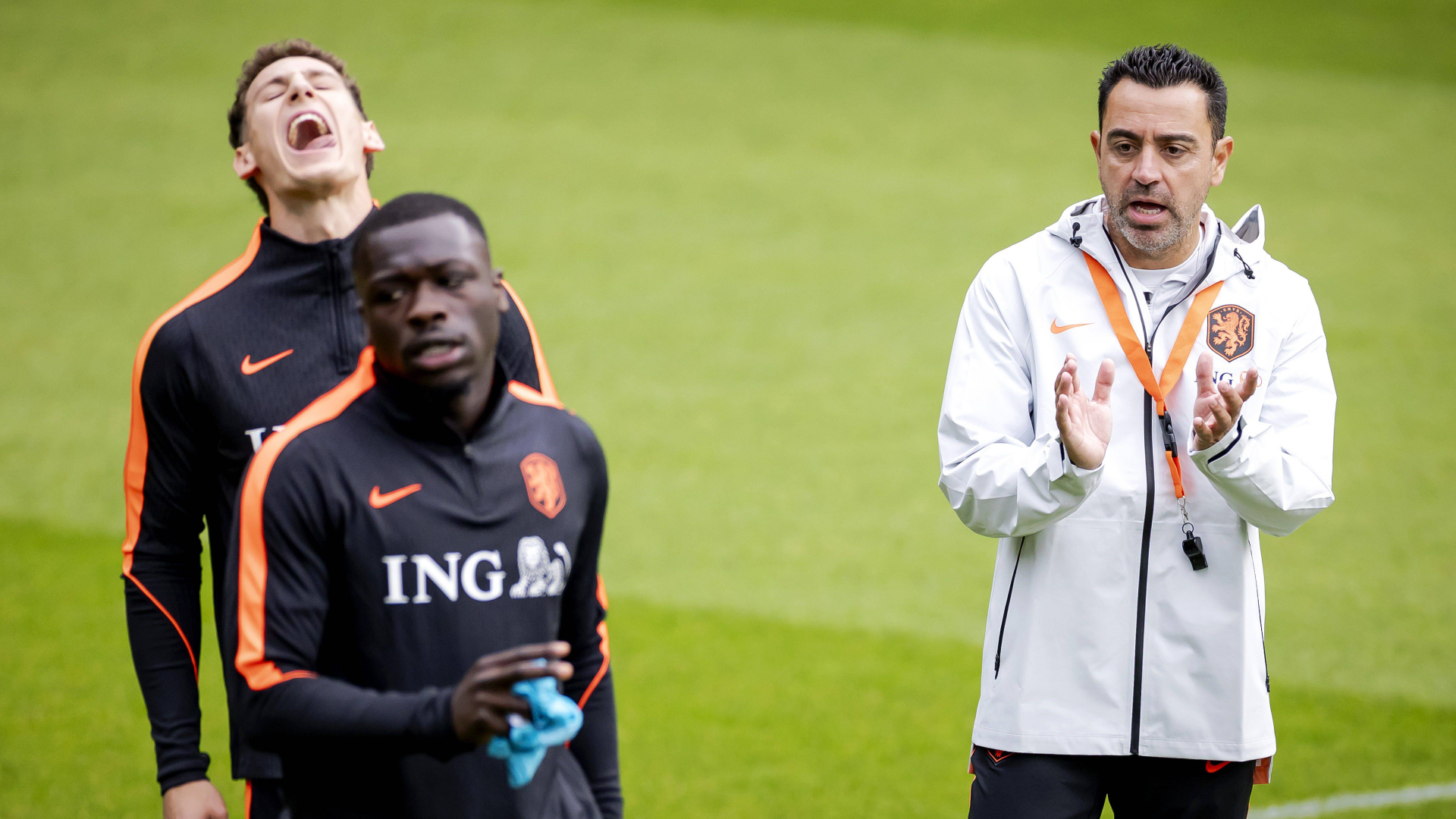 Xavi Hernández, en un entrenamiento de Países Bajos Xavi Hernández, en un entrenamiento de Países Bajos