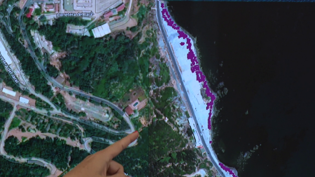 Imágenes satelitales combinadas con tecnología militar e inteligencia artificial: las capacidades que ayudarían a prever entradas masivas como la de Ceuta