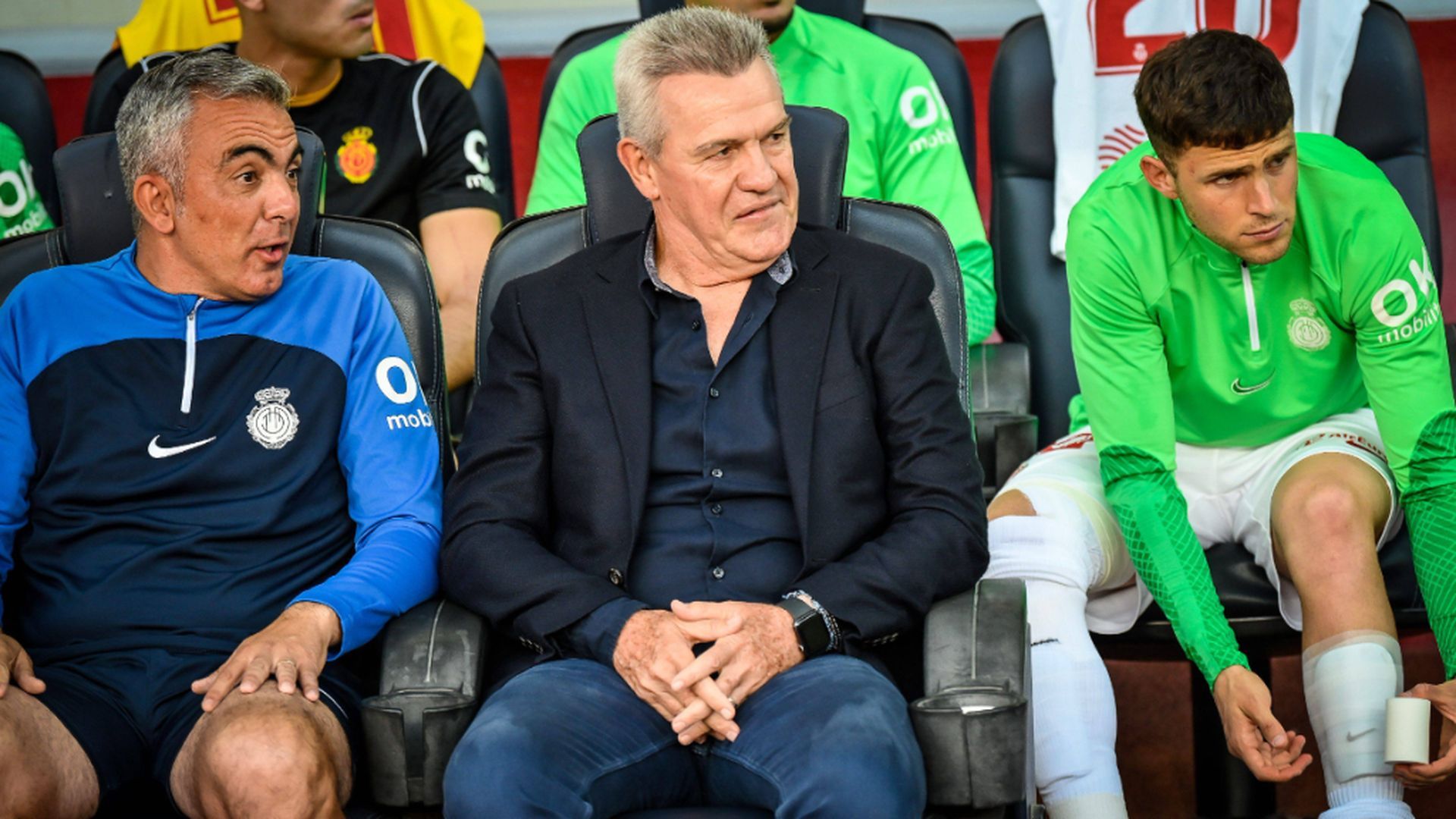 Javier Aguirre, en Son Moix, junto a Toni Amor