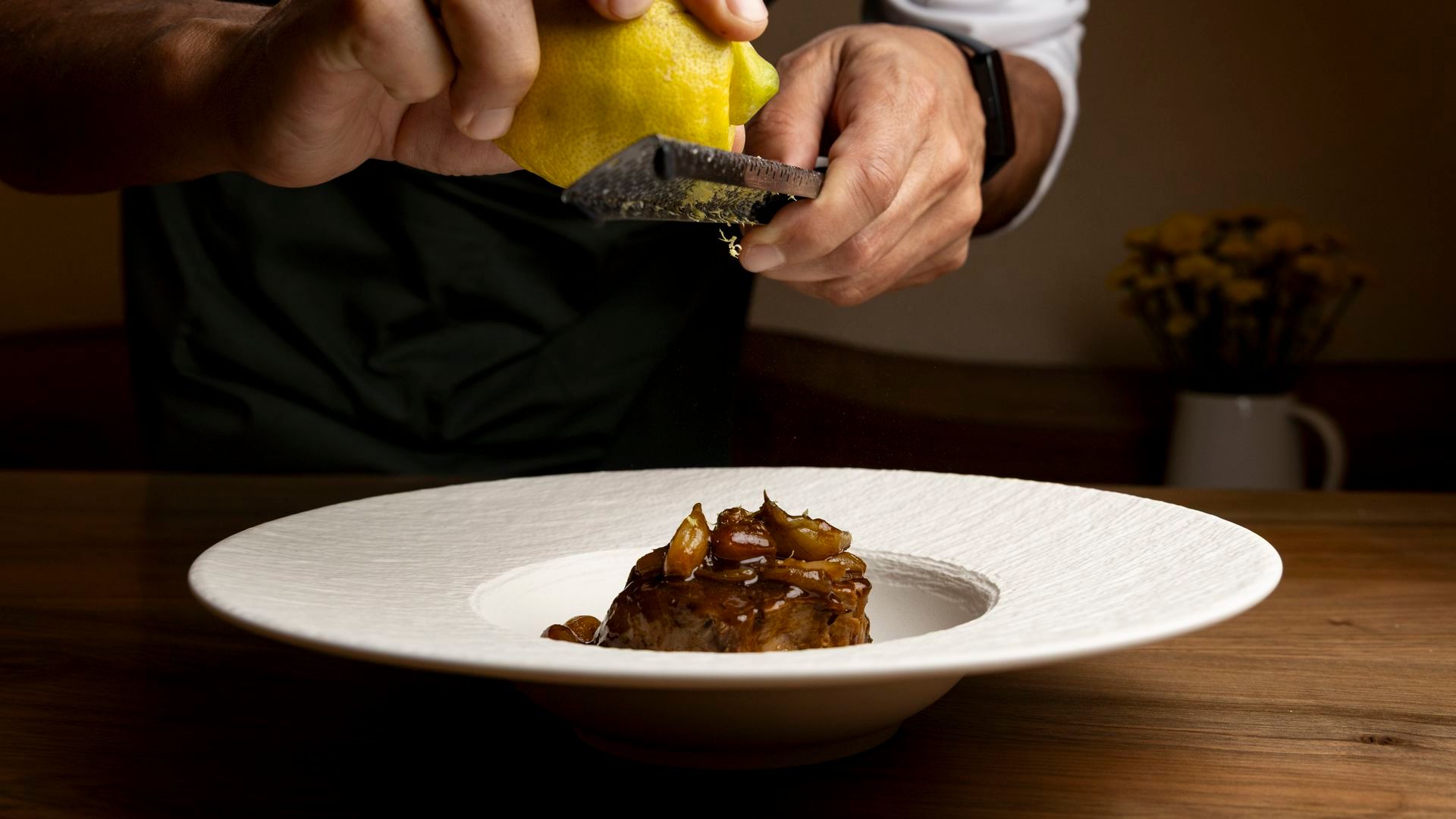 Plato en el restaurante Gurisa Madrid