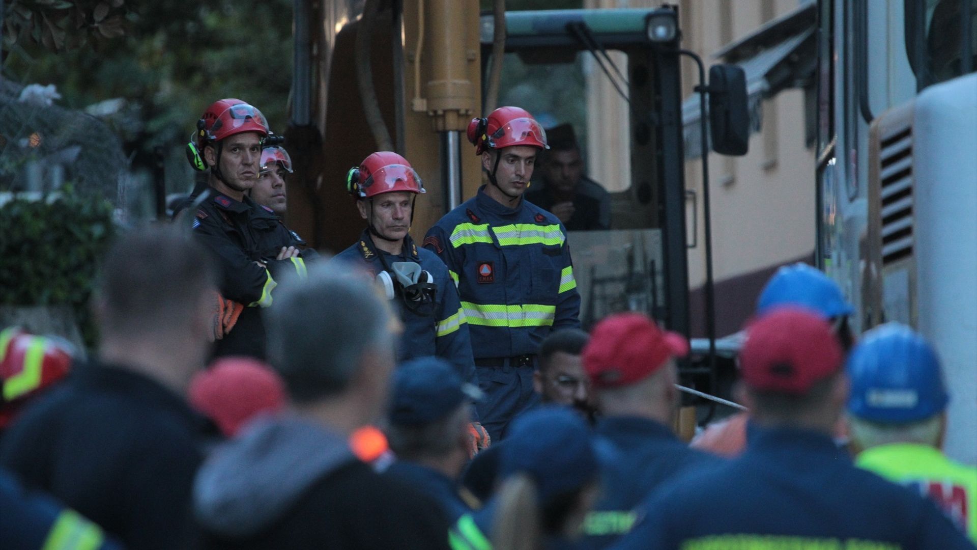 Al menos seis muertos tras una fuerte explosión en un edificio del casco antiguo de Atenas Al menos seis muertos tras una fuerte explosión en un edificio del casco antiguo de Atenas