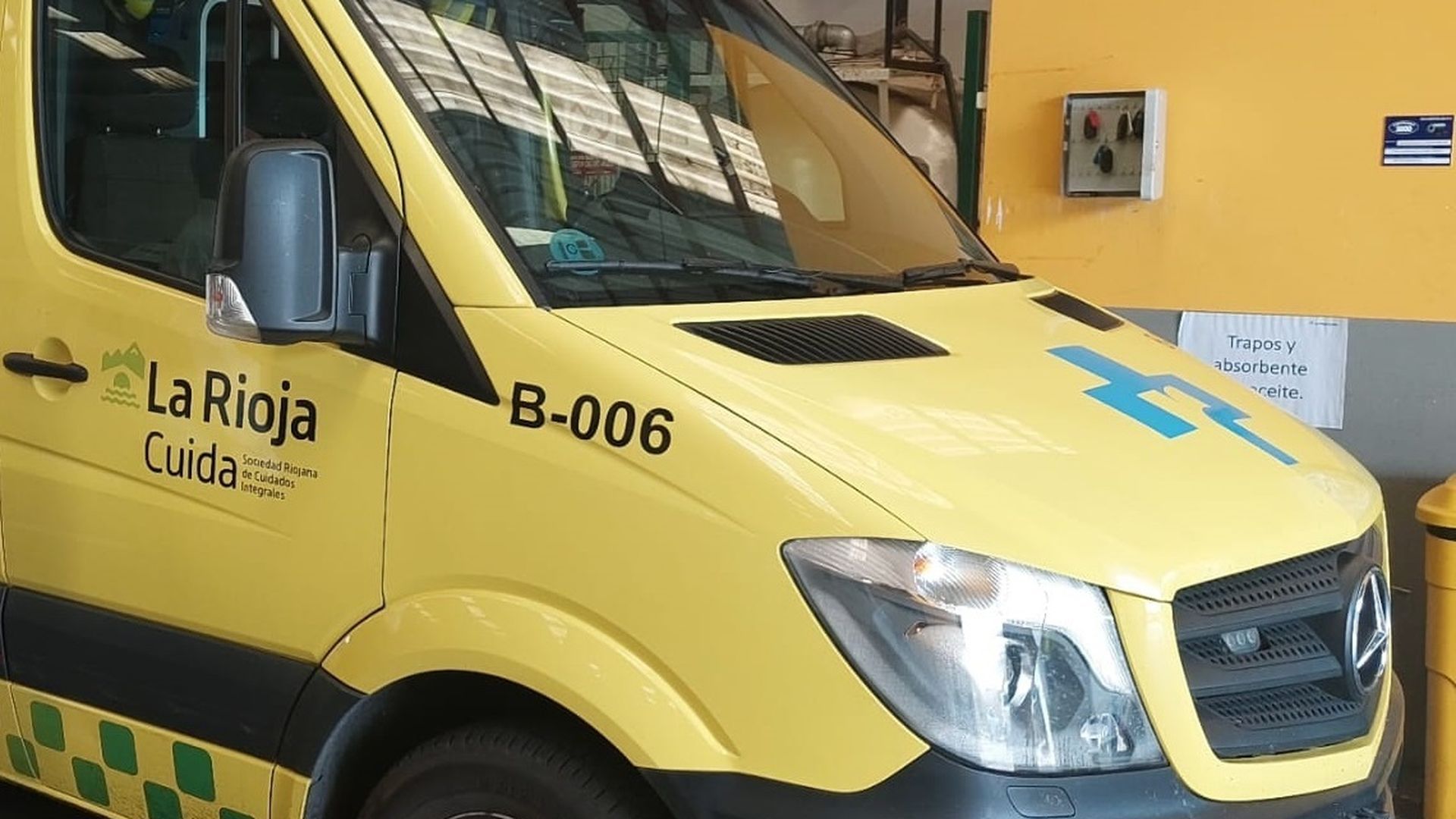 Heridos siete ciudadanos franceses tras sufrir un accidente al salirse de la vía un minibús en Alfaro, La Rioja