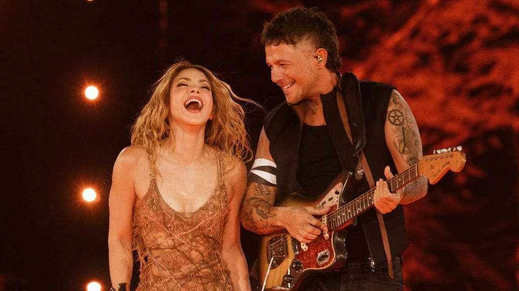 Shakira y Alejandro Sanz desatan la locura en Madrid con su reencuentro en el escenario del Macondo Park al ritmo de 'La Tortura'
