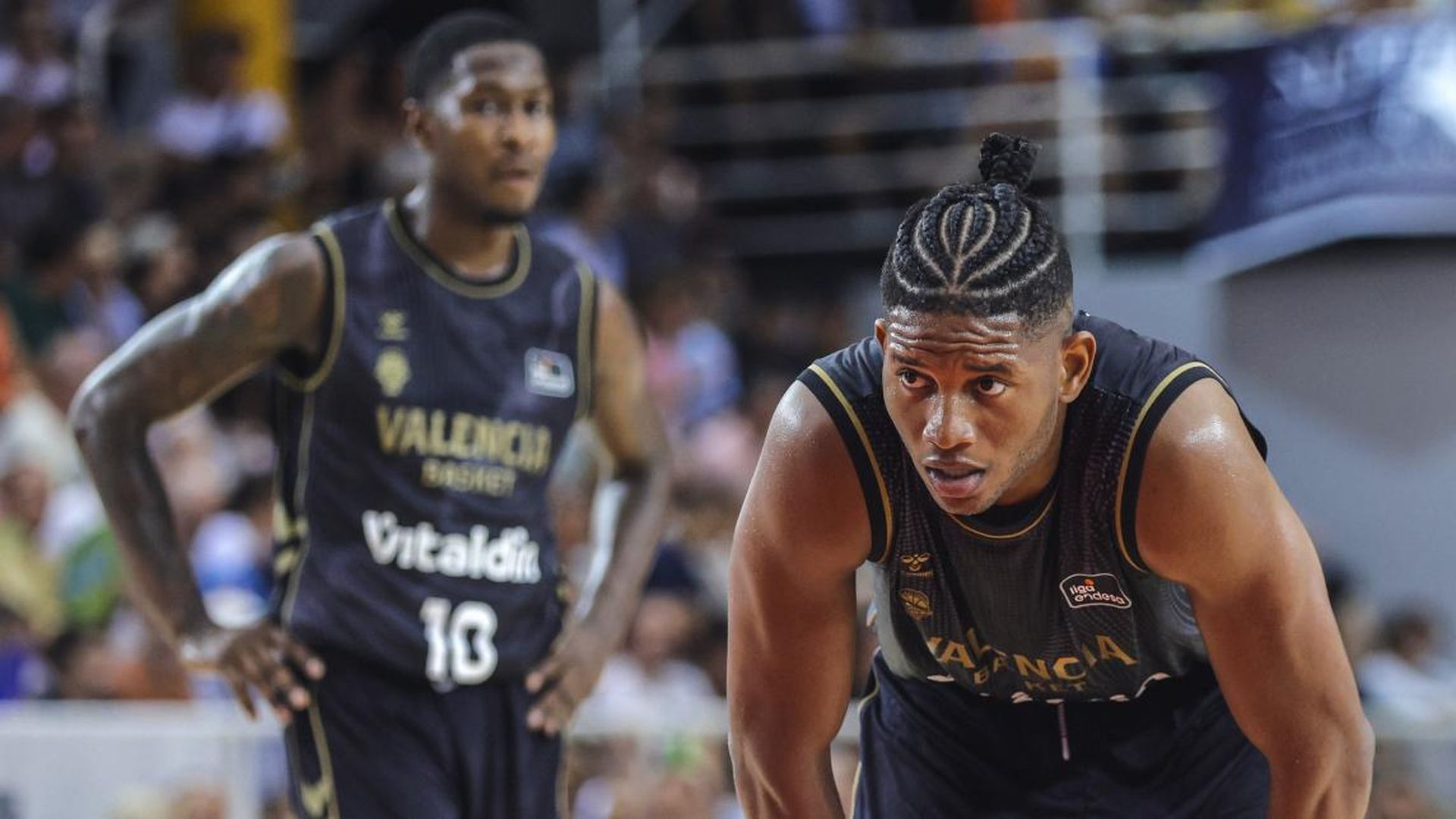 Valencia Basket abre la temporada de baloncesto en el Roig Arena recibiendo al iLERNA Lleida Valencia Basket abre la temporada de baloncesto en el Roig Arena recibiendo al iLERNA Lleida