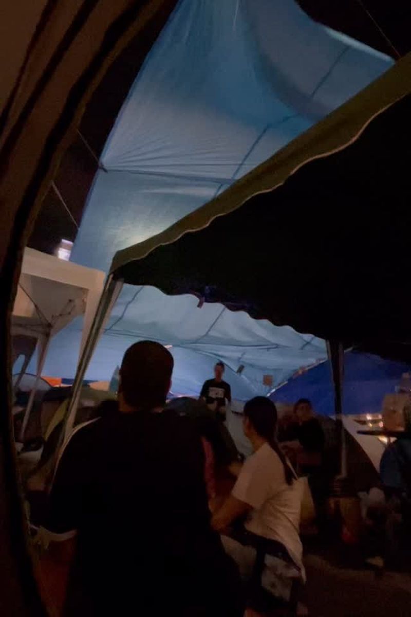 Blanca Paloma ha estado esta noche en la puerta de Sol con la acampada por la vivienda