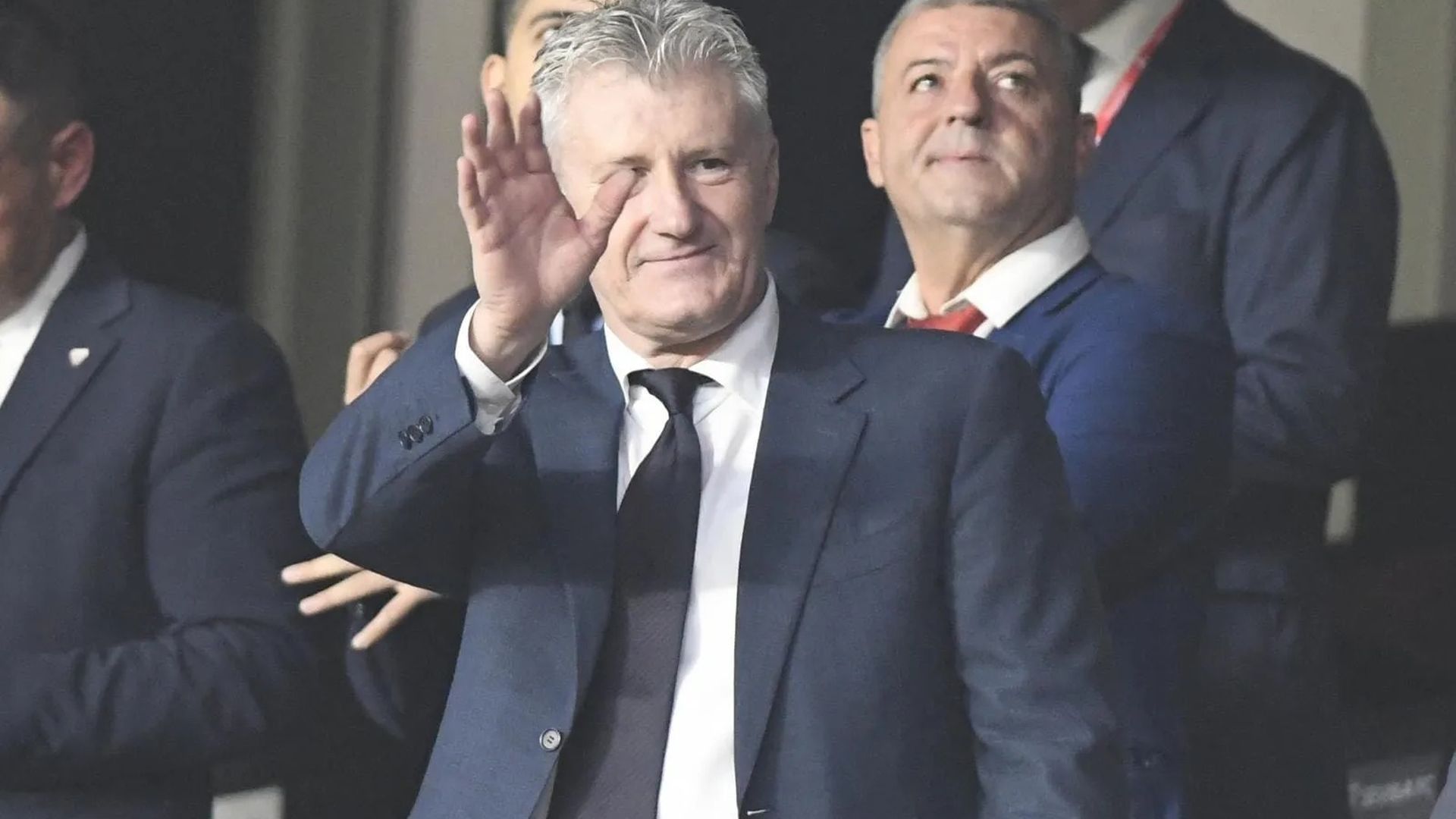 Davor Suker, en el palco del Sánchez-Pizjuán Davor Suker, en el palco del Sánchez-Pizjuán