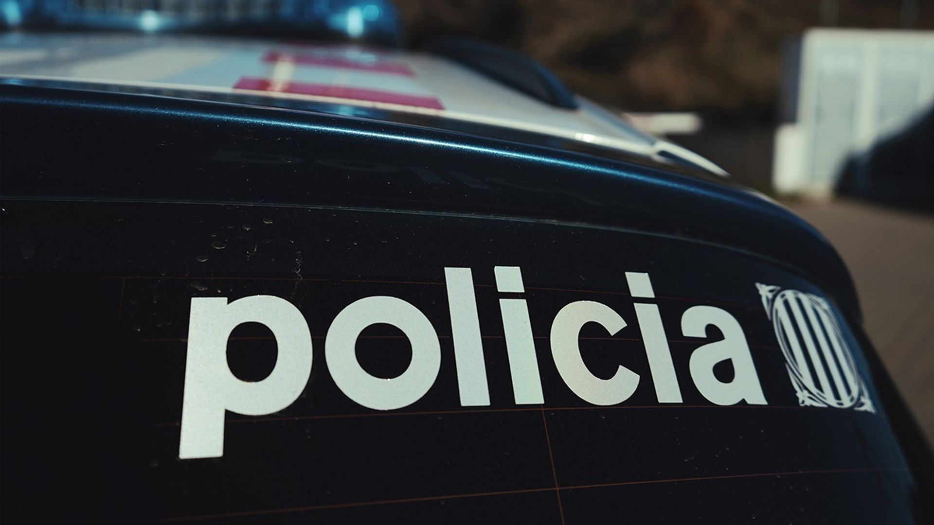 Detenida una menor de 14 años por amenazar con matar a niños de un colegio de Barcelona