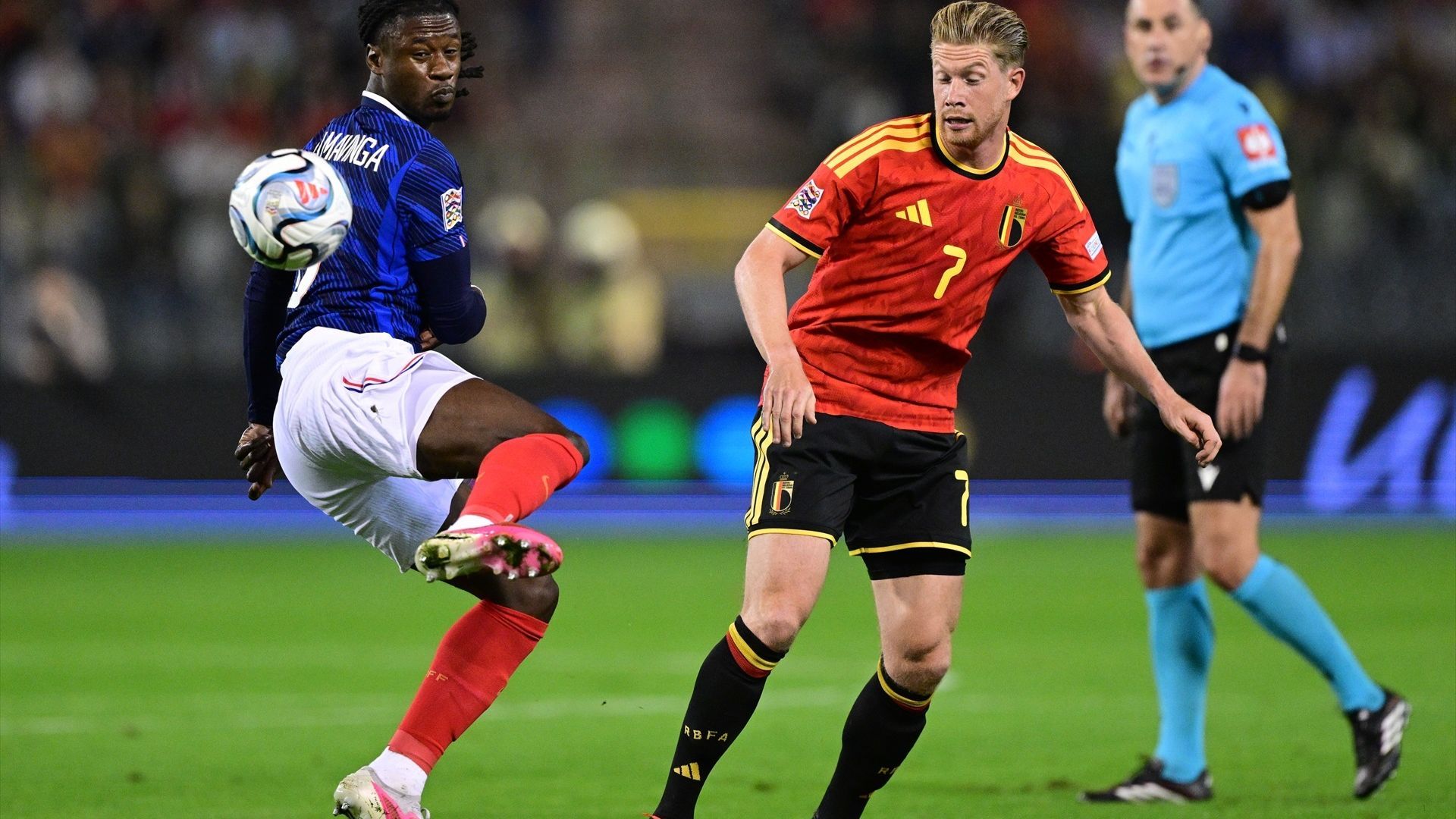 Eduardo Camavinga, ante Kevin de Bruyne en el Bélgica - Francia Eduardo Camavinga, ante Kevin de Bruyne en el Bélgica - Francia