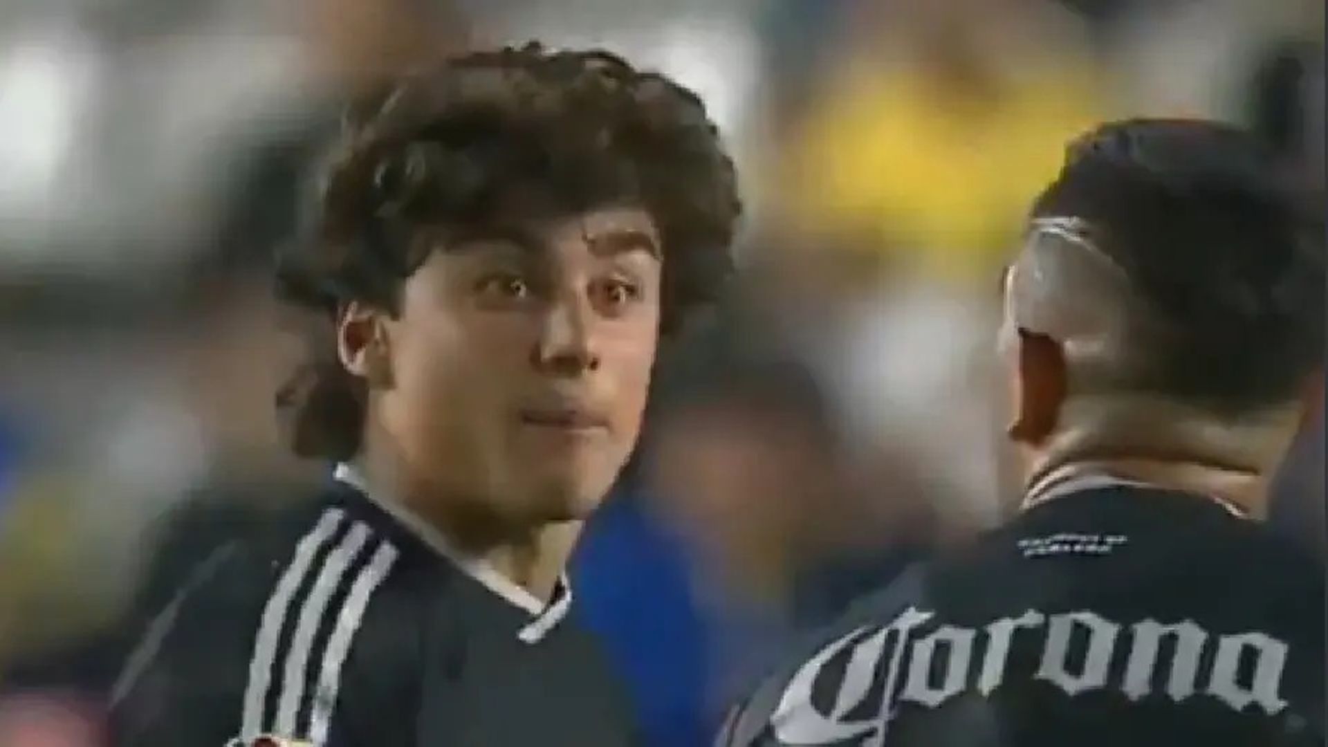 Carlos Álvarez, 'discutiendo' con un compañero Carlos Álvarez, 'discutiendo' con un compañero