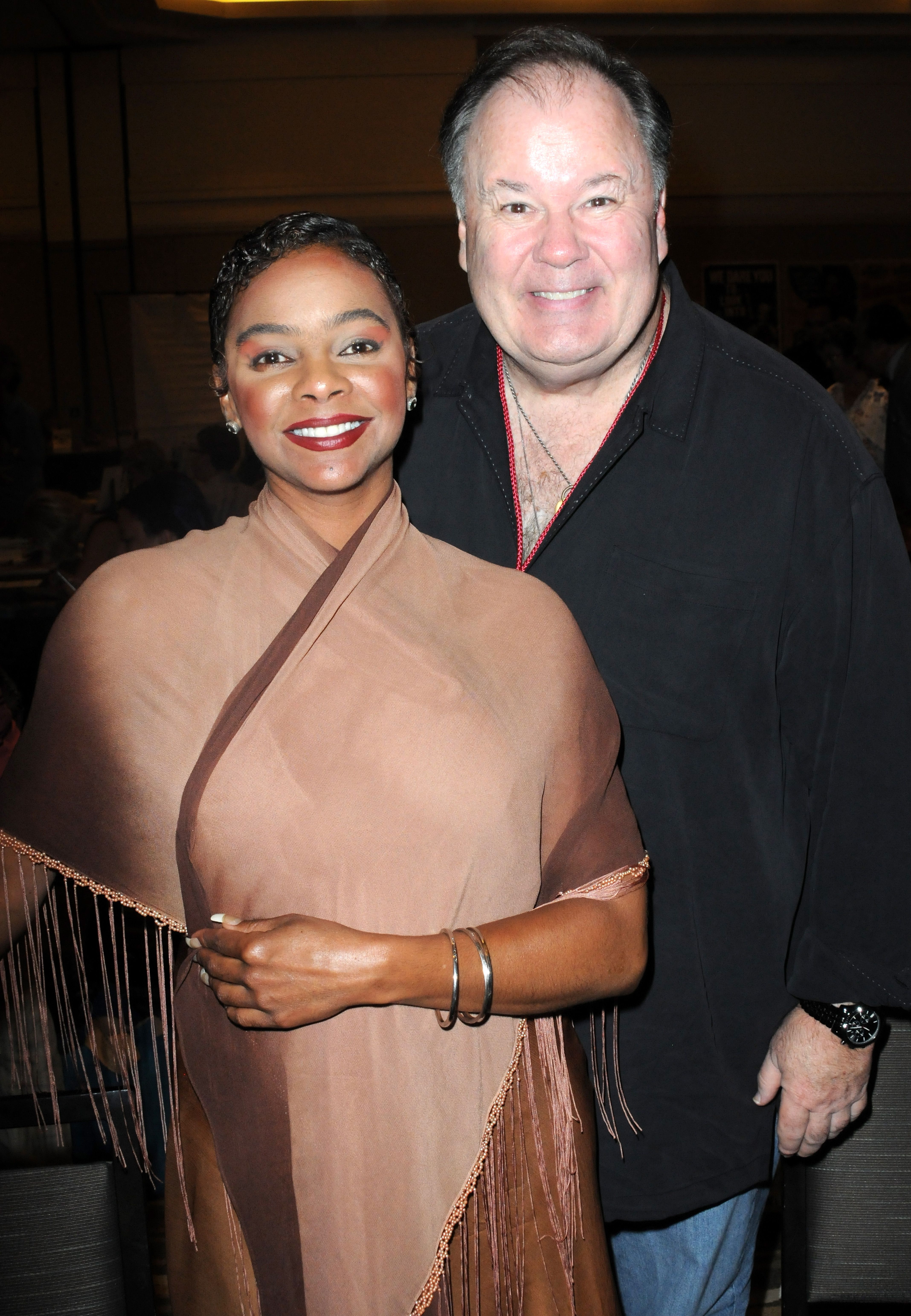 Lark Voohies y Dennis Haskins