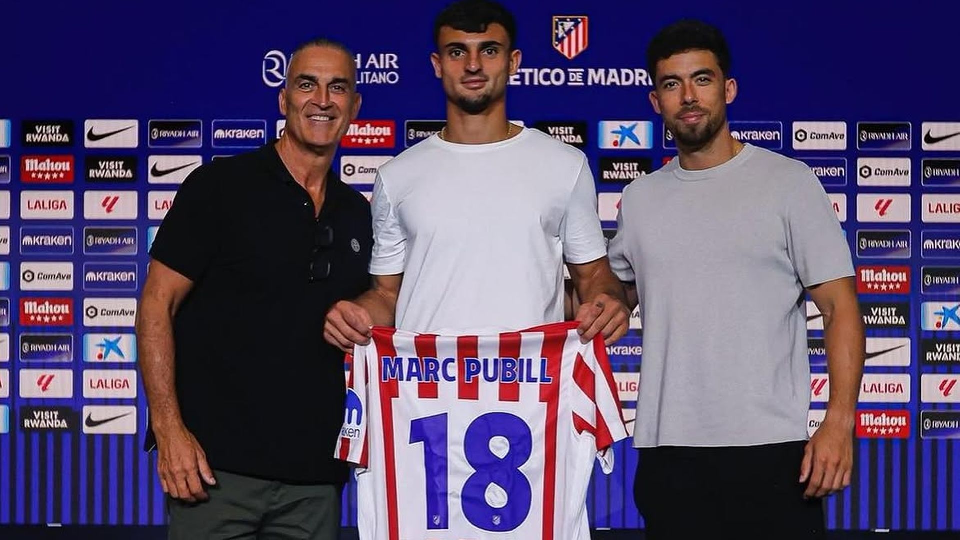 Marc Pubill con su padre, Ignasi, y su hermano mayor, Nacho