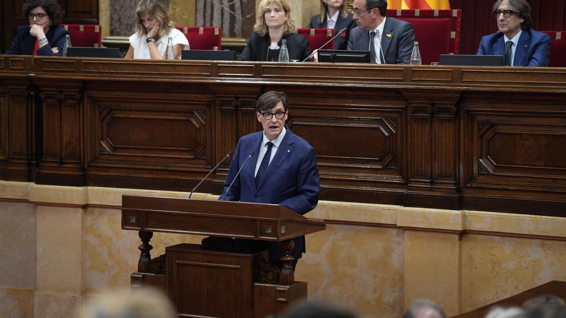Salvador Illa anuncia que la Generalitat pagará la mitad de la compra de un piso para personas mayores de 40 años Salvador Illa anuncia que la Generalitat pagará la mitad de la compra de un piso para personas mayores de 40 años
