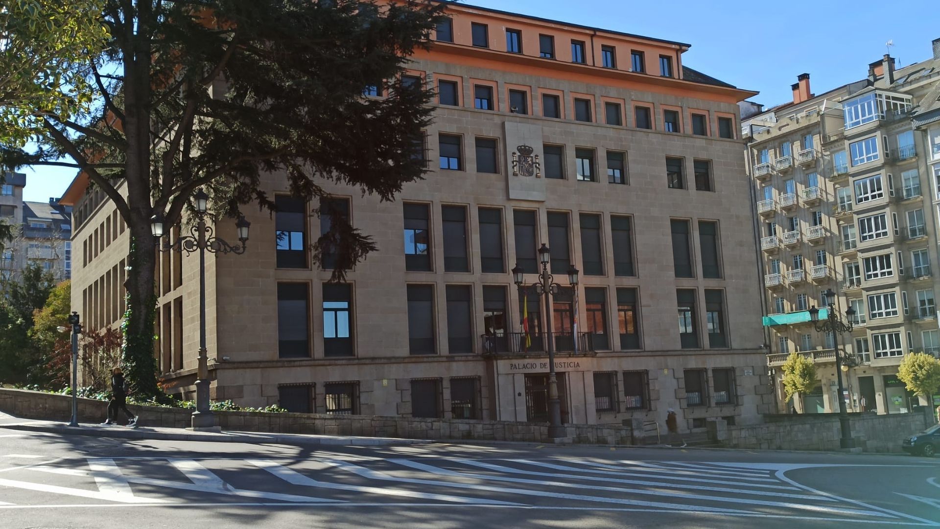 Un hombre, condenado por amenazar con enseñar vídeos sexuales de su novia a sus padres: "Le hundo la vida" Un hombre, condenado por amenazar con enseñar vídeos sexuales de su novia a sus padres: "Le hundo la vida"
