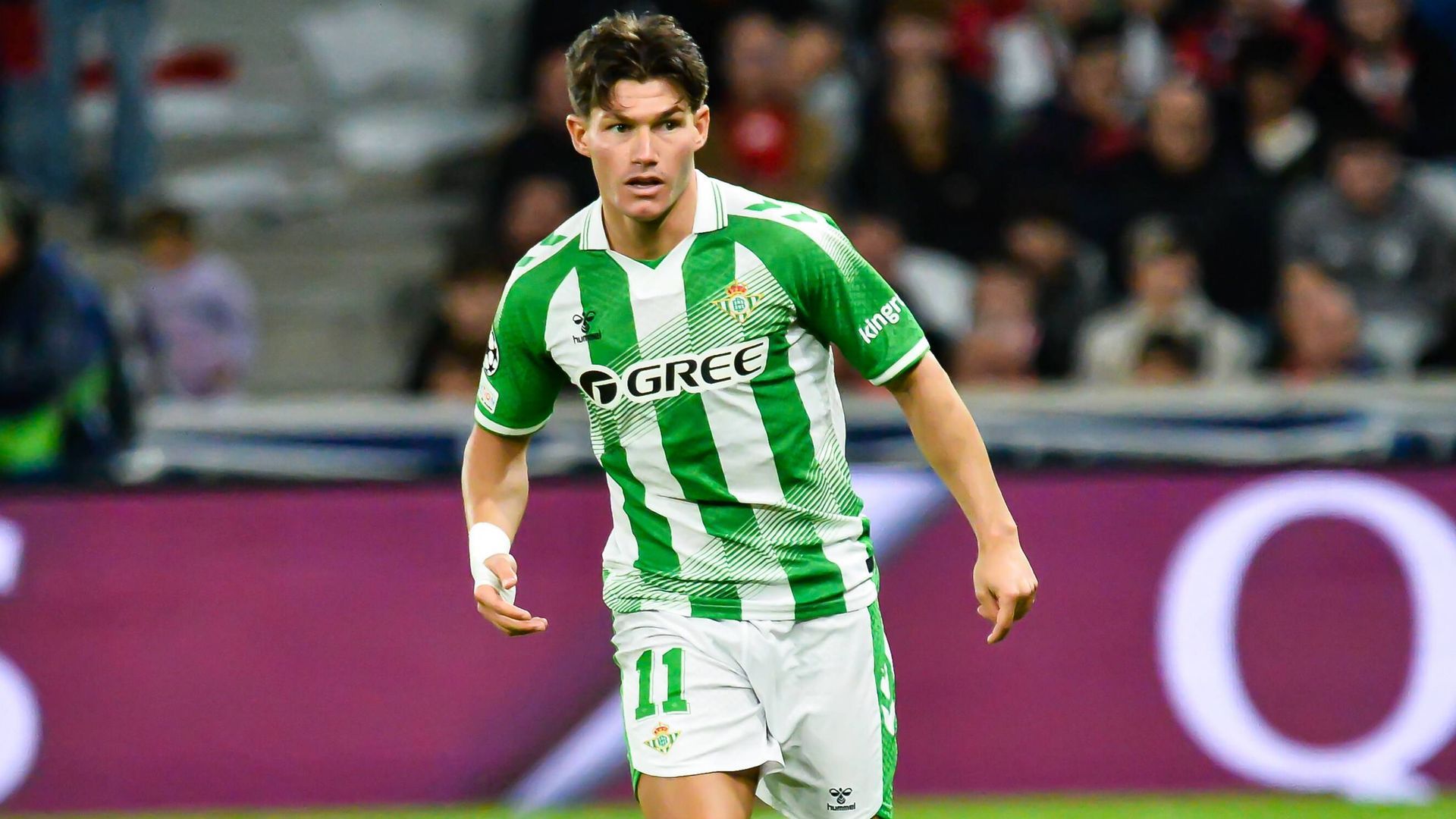 Fran García, contra el Lille en Champions