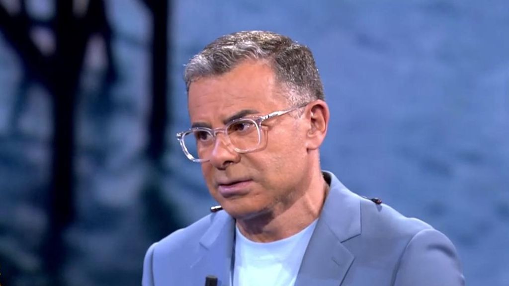 Jorge Javier Vázquez, ante la negativa de Beatriz Trapote ante una de sus preguntas: “No me parece que se me cuestione mi labor como presentador”