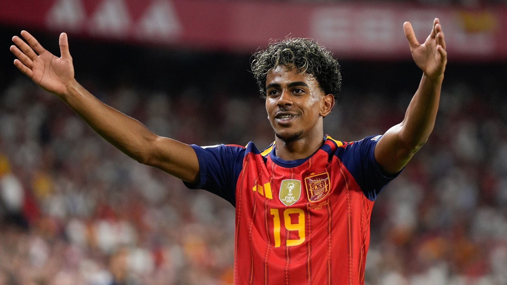 Lamine Yamal celebra uno de sus tantos frente a Croacia