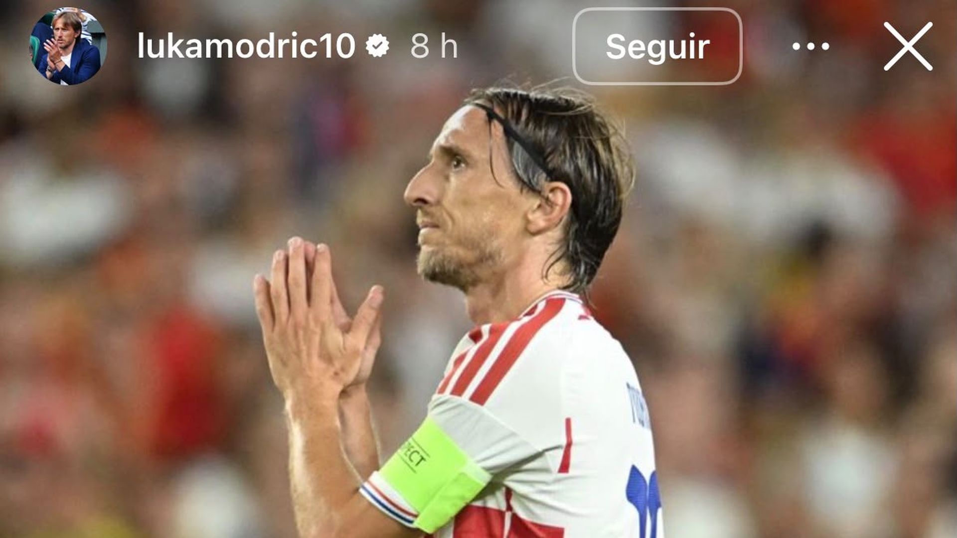 Luka Modric aplaude a Nervión