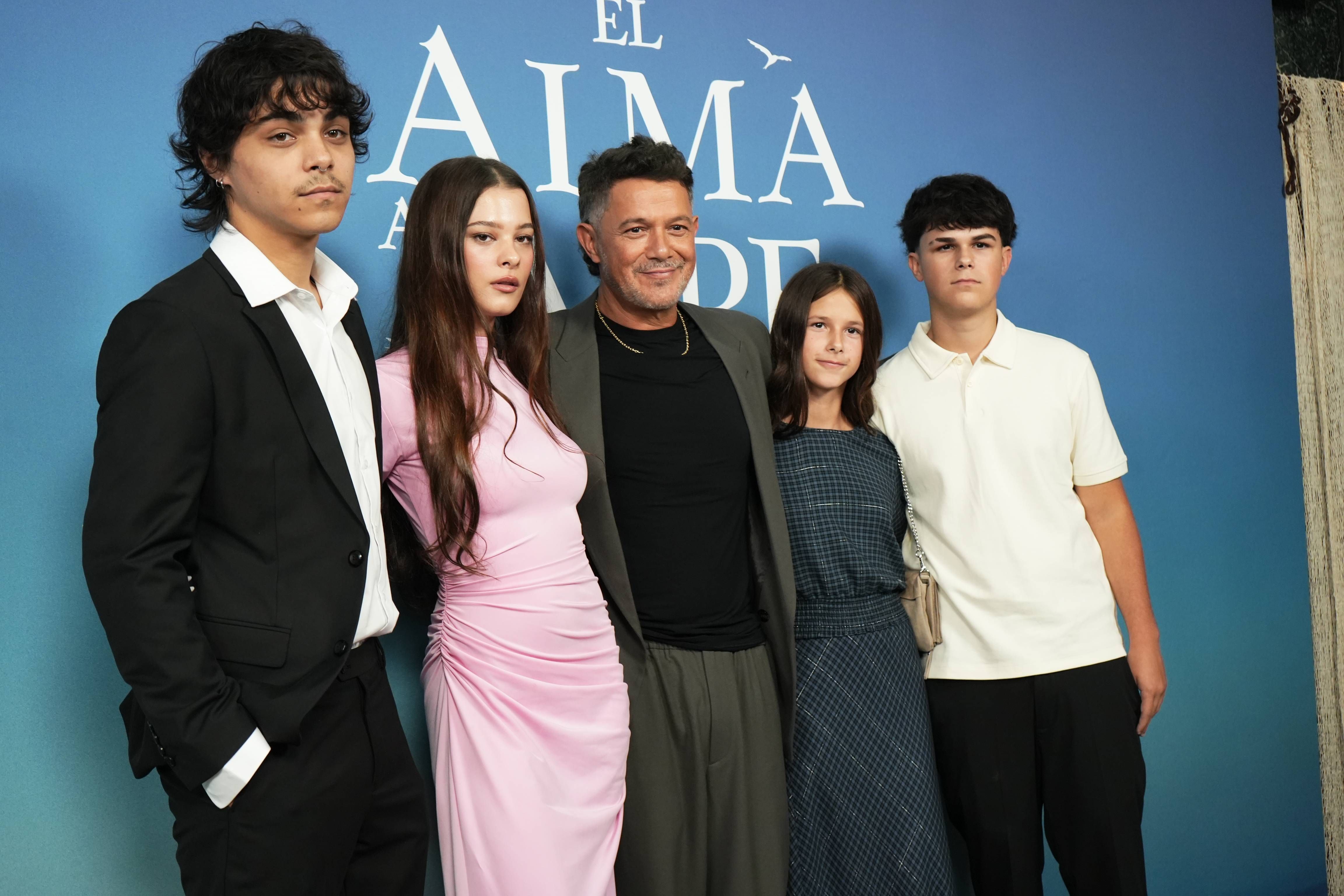 Alejandro Sanz y sus hijos