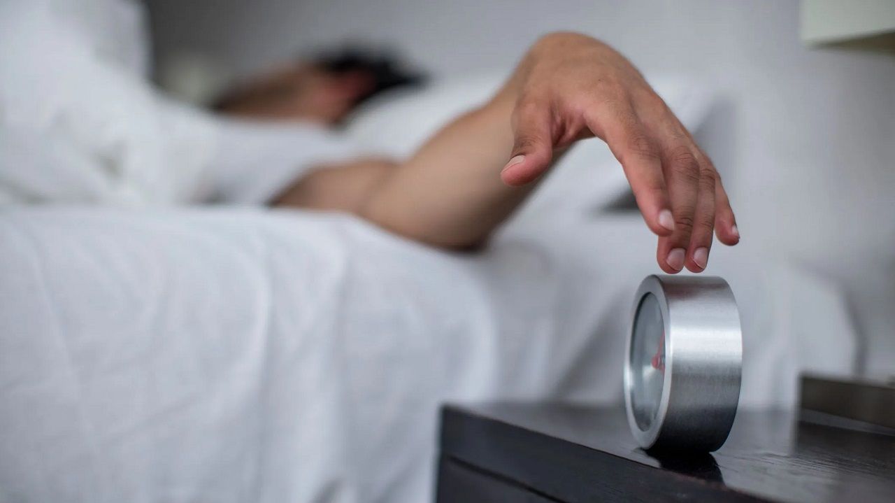 Despertar sin sobresaltos es importante para la salud cardiovascular