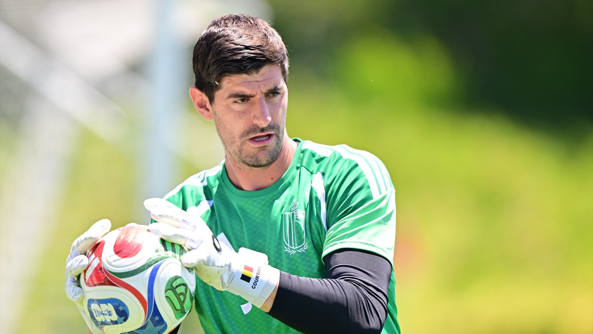 Thibaut Courtois, en un entrenamiento con Bélgica Thibaut Courtois, en un entrenamiento con Bélgica
