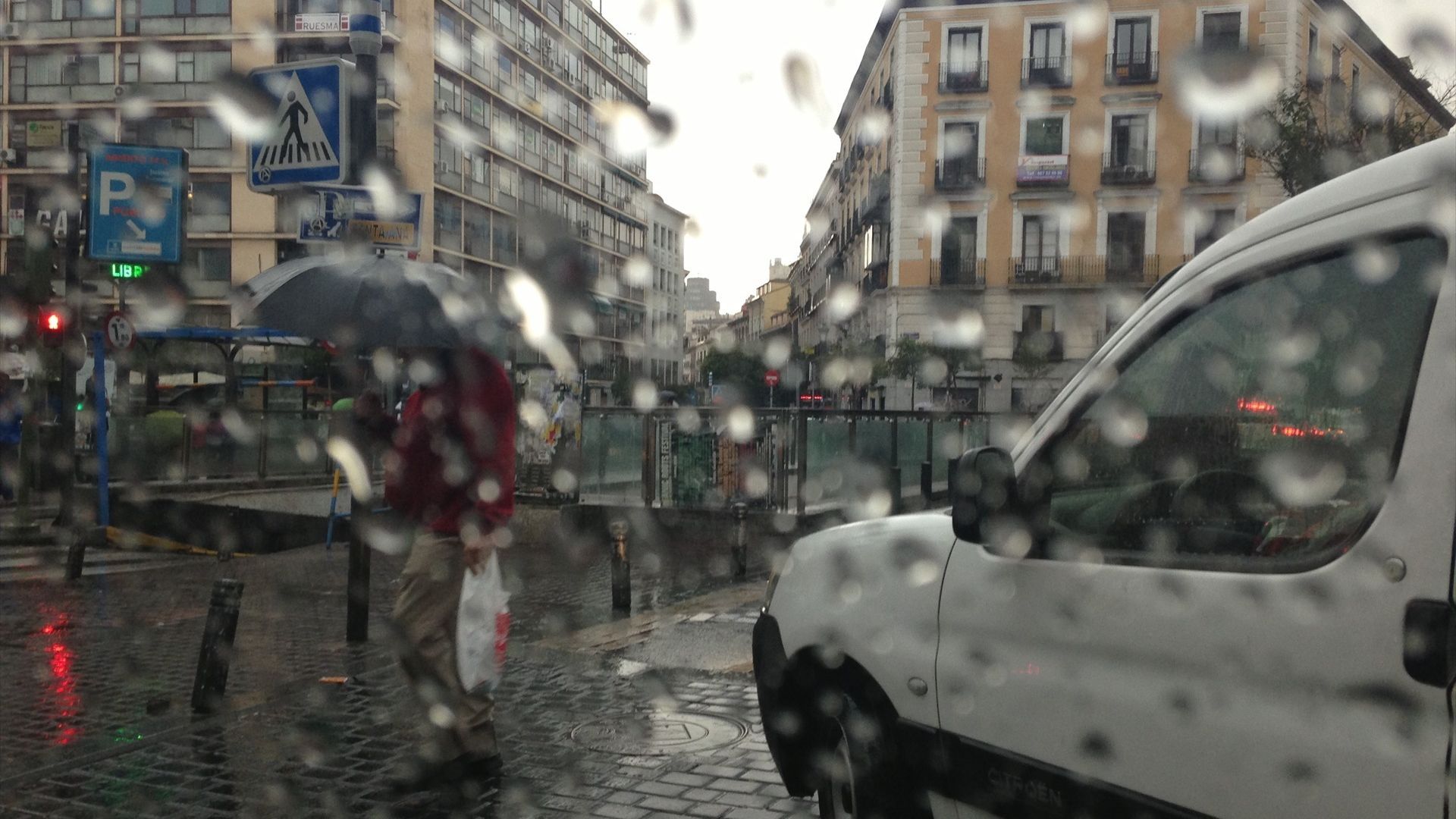Este viernes, alerta por lluvias en el noreste de la península