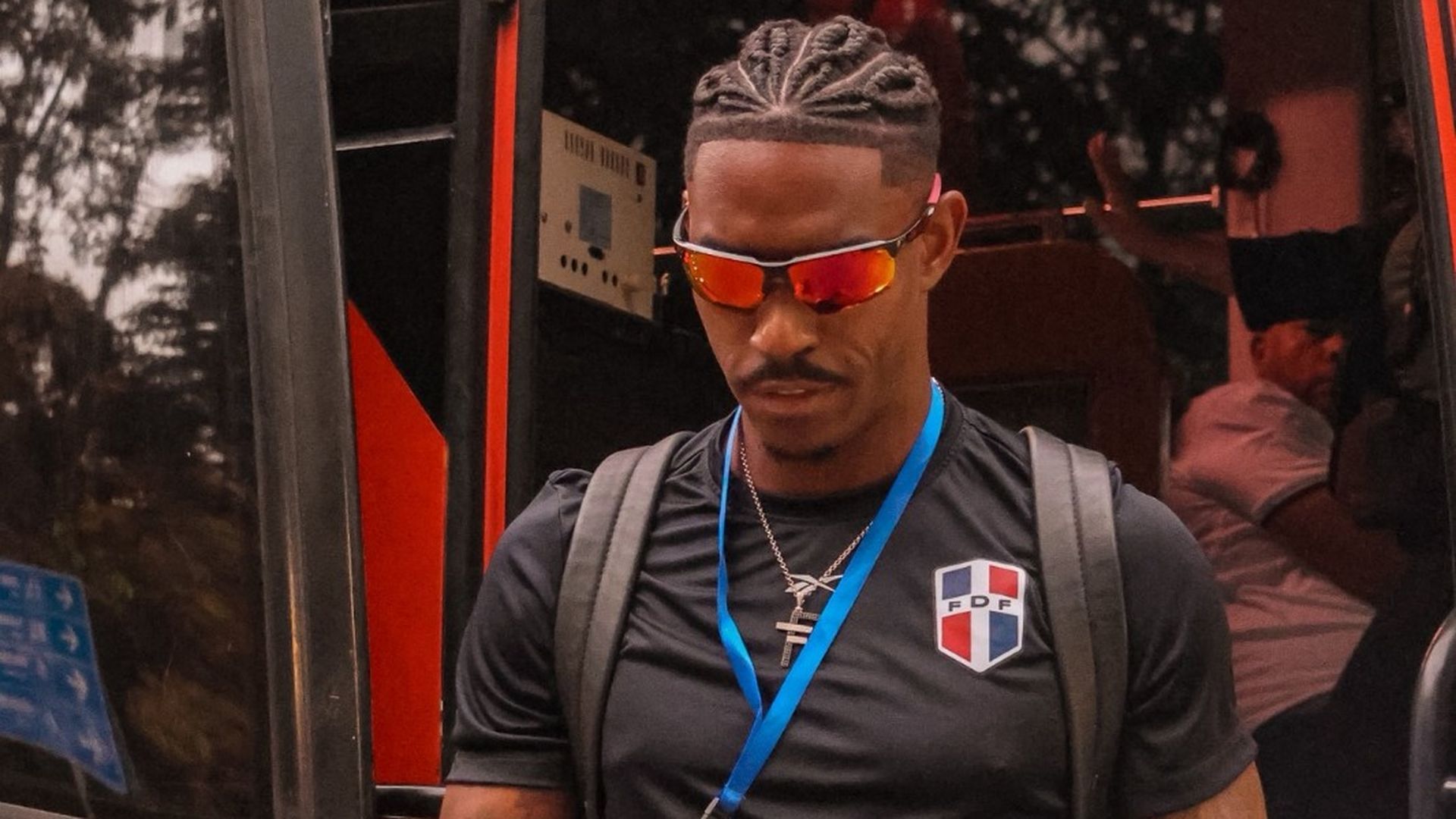 Junior Firpo, con la selección de la República Dominicana Junior Firpo, con la selección de la República Dominicana