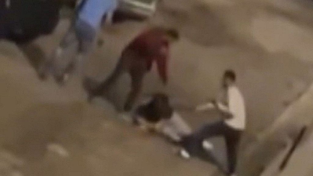 La secuencia del tiroteo a dos guardias civiles en Terrassa: un agente recibió cuatro disparos y quedó inconsciente tras ser golpeado con una barra