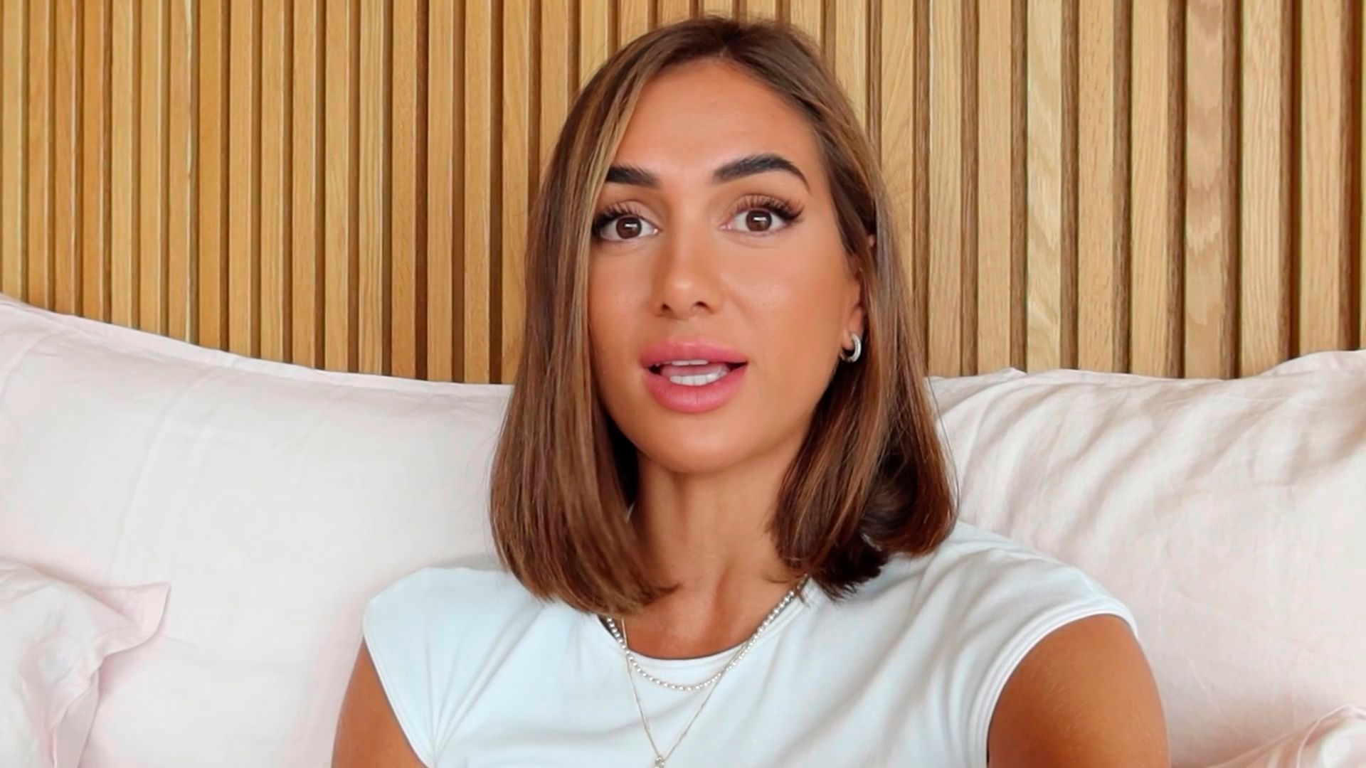 Maica confiesa si sigue con Juan Faro Obvio microbio Temporada 1 Top Vídeos 61 Maica confiesa si sigue con Juan Faro Obvio microbio Temporada 1 Top Vídeos 61