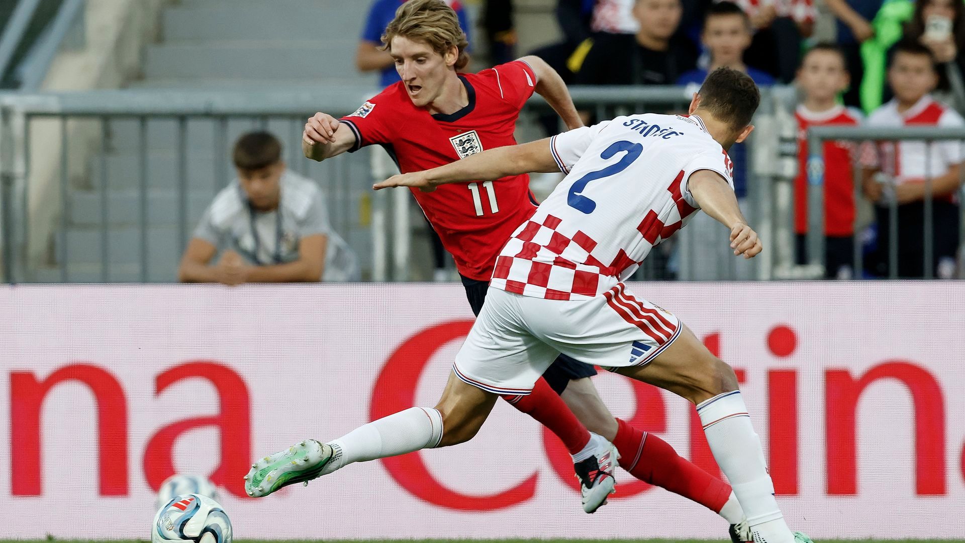 Anthony Gordon, durante el Croacia - Inglaterra