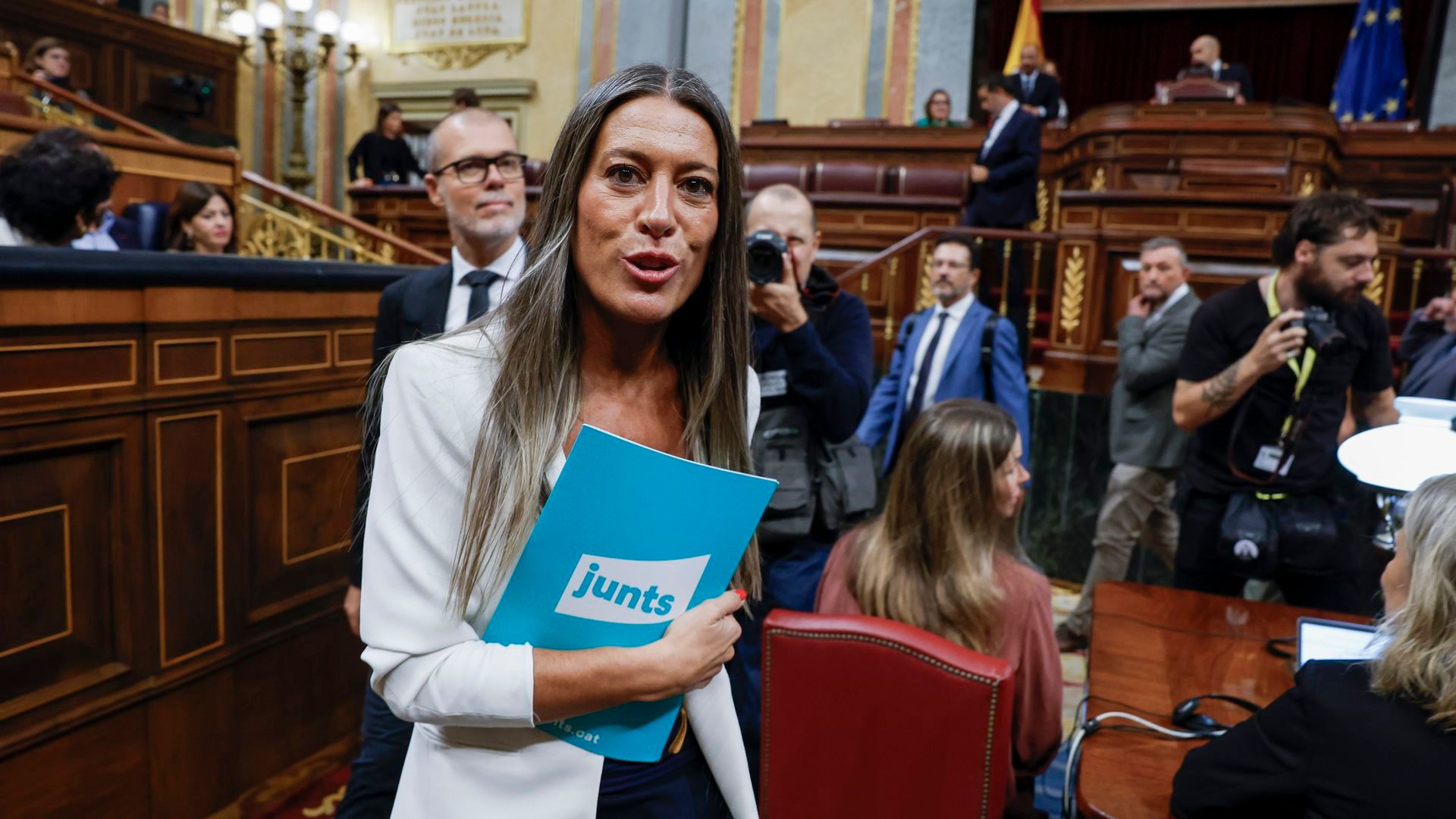 Junts emplaza al PSOE a sentarse a negociar su propuesta de vivienda: "Depende de ellos" Junts emplaza al PSOE a sentarse a negociar su propuesta de vivienda: "Depende de ellos"