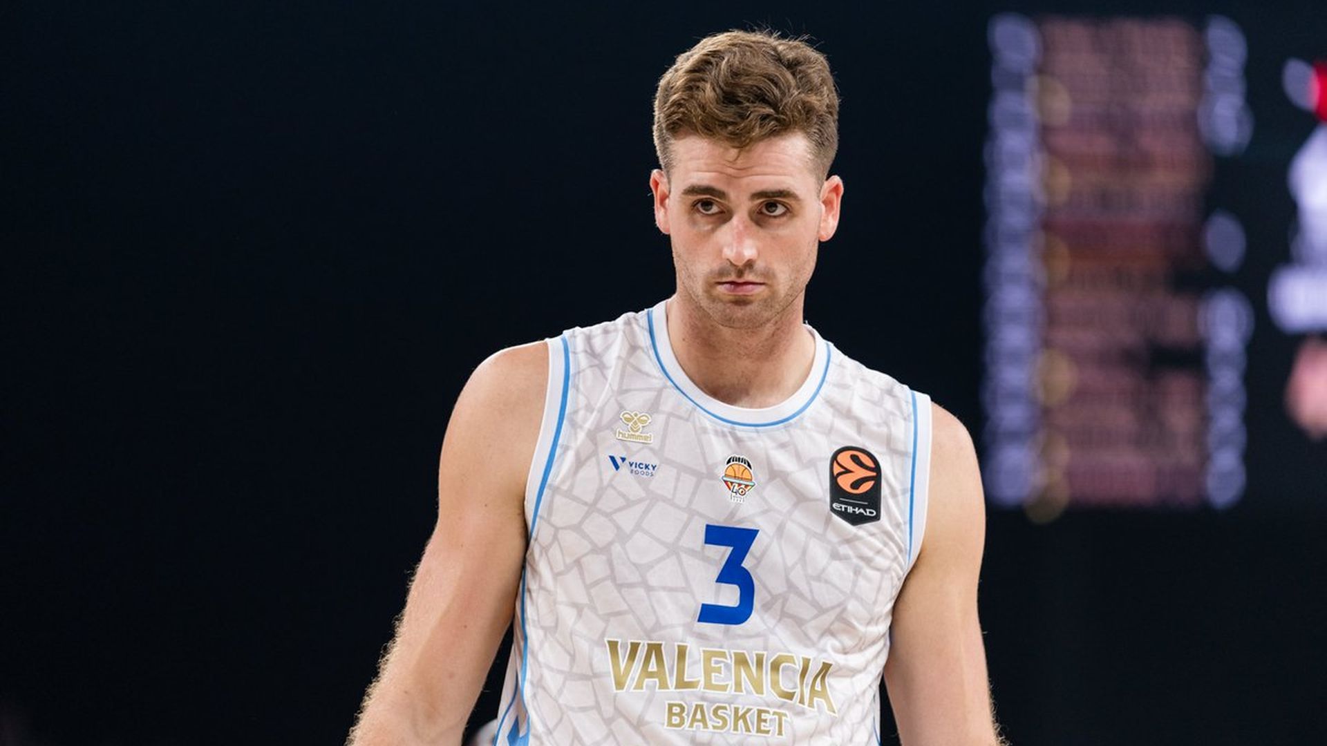Mirotic guía al Valencia Basket a la victoria ante el Asvel (92-105)