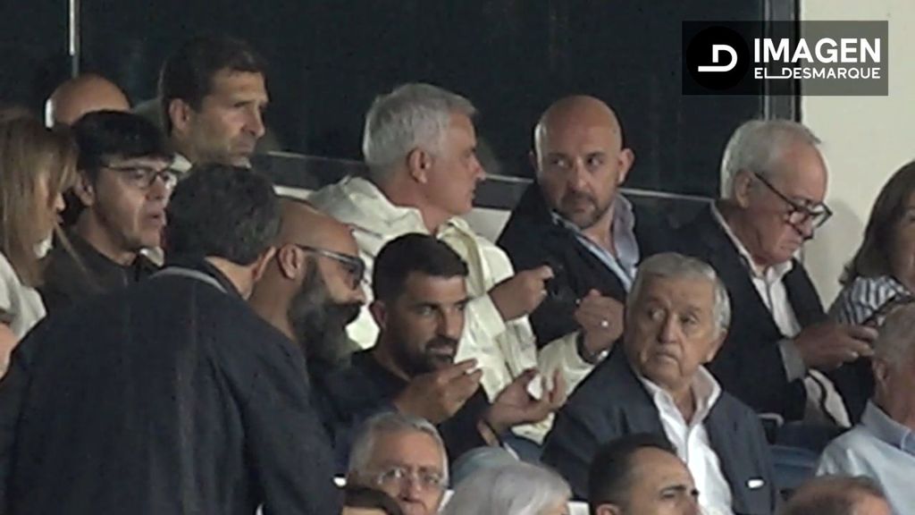 Mourinho no pierde de vista a Thiago Pitarch después de su partidazo en el miniderbi